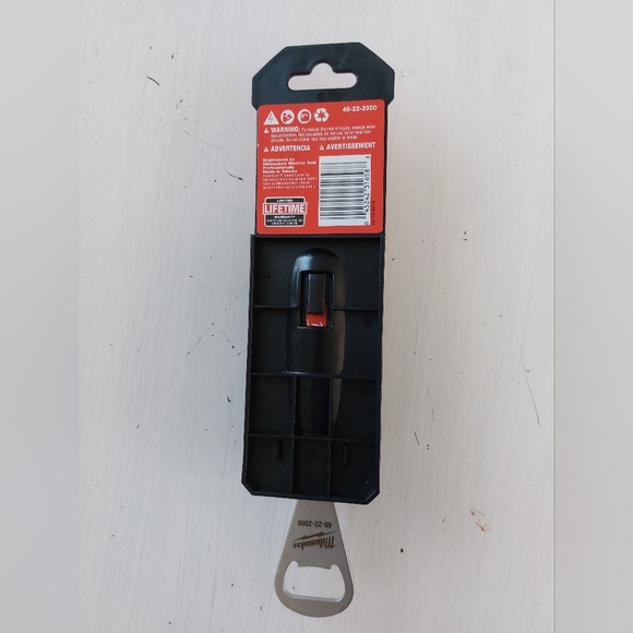 Milwaukee Bottle Opener 48-22-2000 - Picture 2 of 2